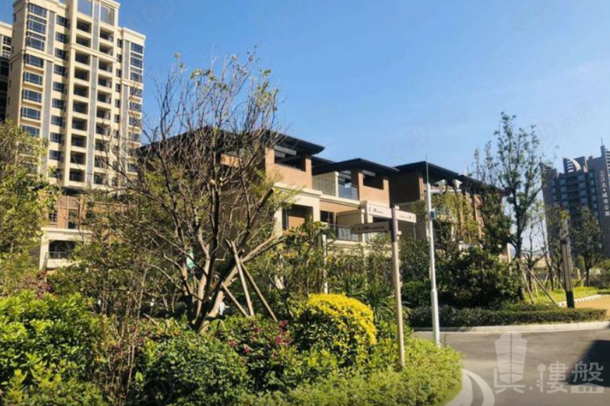 中山奥园香山美景，首期5万(减)，现楼发售，香港银行按揭，最新价单