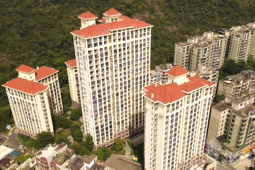 珠海中珠山海間二期，首期5萬(減)，35分鐘到港珠澳大橋關口，香港銀行按揭，最新價單