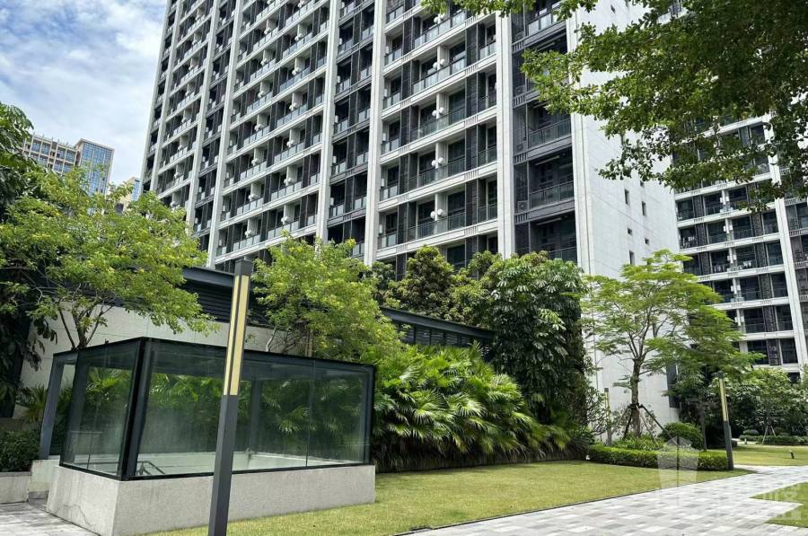 中山中海世纪荟，首期5万(减)，现楼发售，香港银行按揭，最新价单