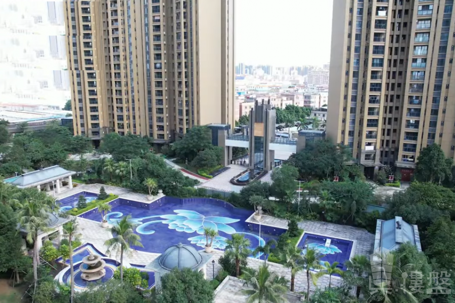 中山金帝世纪城，0首期，买楼送中港两地车牌，特设村巴往返香港，现楼即住，香港银行按揭，最新价单