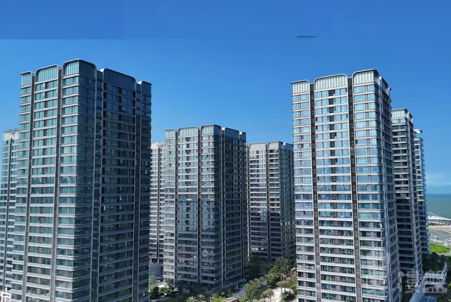 珠海世茂港珠澳口岸城，首期5万(减)，港珠澳大桥关口上盖物业，香港银行按揭，最新价单，中港专车免费上门接载睇楼