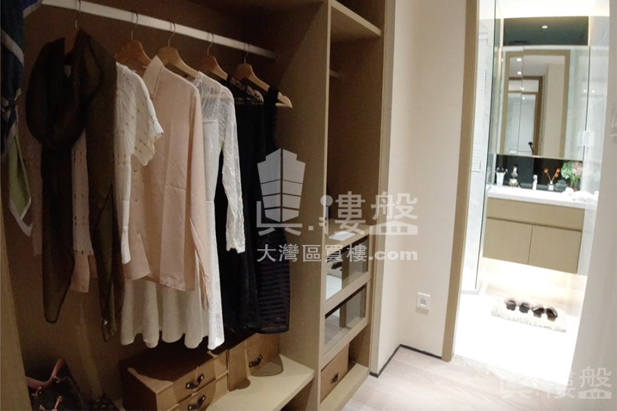 中山新城金樾嵐庭，首期5萬(減)，送靚裝修，香港銀行按揭，最新價單