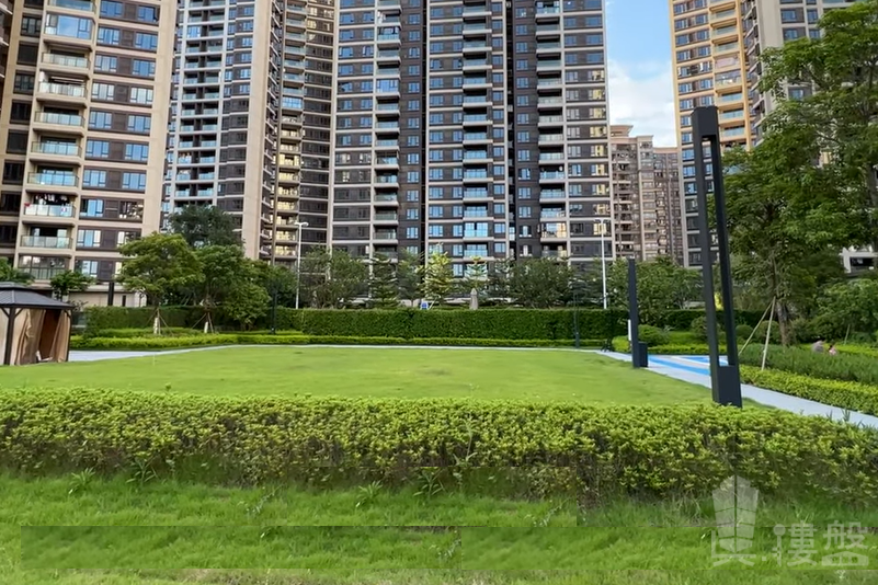 中山合景招商映月台，首期5万(减)，现楼发售，香港银行按揭，最新价单